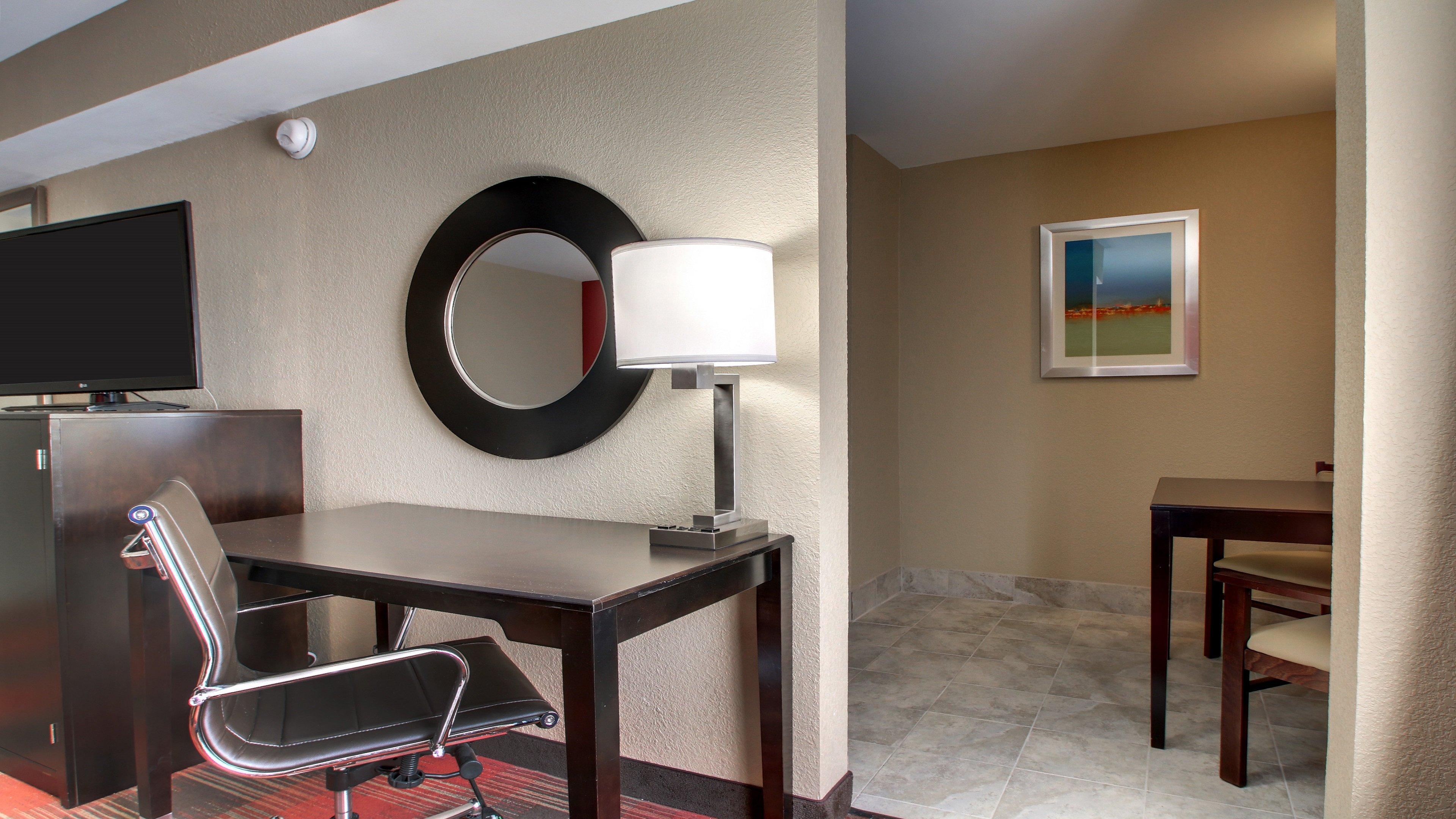 Holiday Inn Express & Suites Jackson Downtown - Coliseum By Ihg Exterior foto